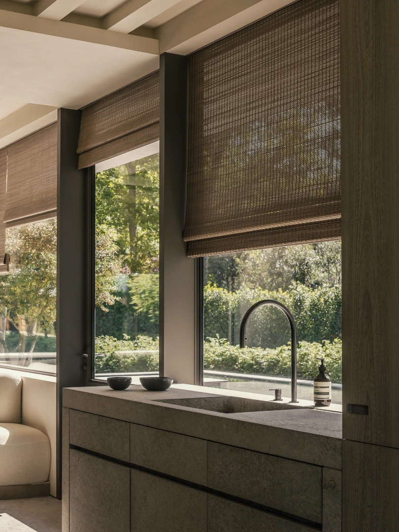VC House Knokke
by @simondeburbure 

Next to our beautiful curtains Verilin has a wide range of other window decoration... and offers the complete curtain service.

These woodweaves dress your space with a nonchalant chique aesthetic, they are high quality wood and can be operated manually and motorized.

Verilin takes care of your project and thinks along to create unique interior solutions... we have a large sample room with a variety of fabrics, textures and materials...

Get in touch to discover our possibilities in our showroom by appointment 

Contact ilse@verilin.be 

Picture by @cafeine 
Interior @de.coene 
Coordinated by @wbuild.be 
Window decoration by @verilinbelgium