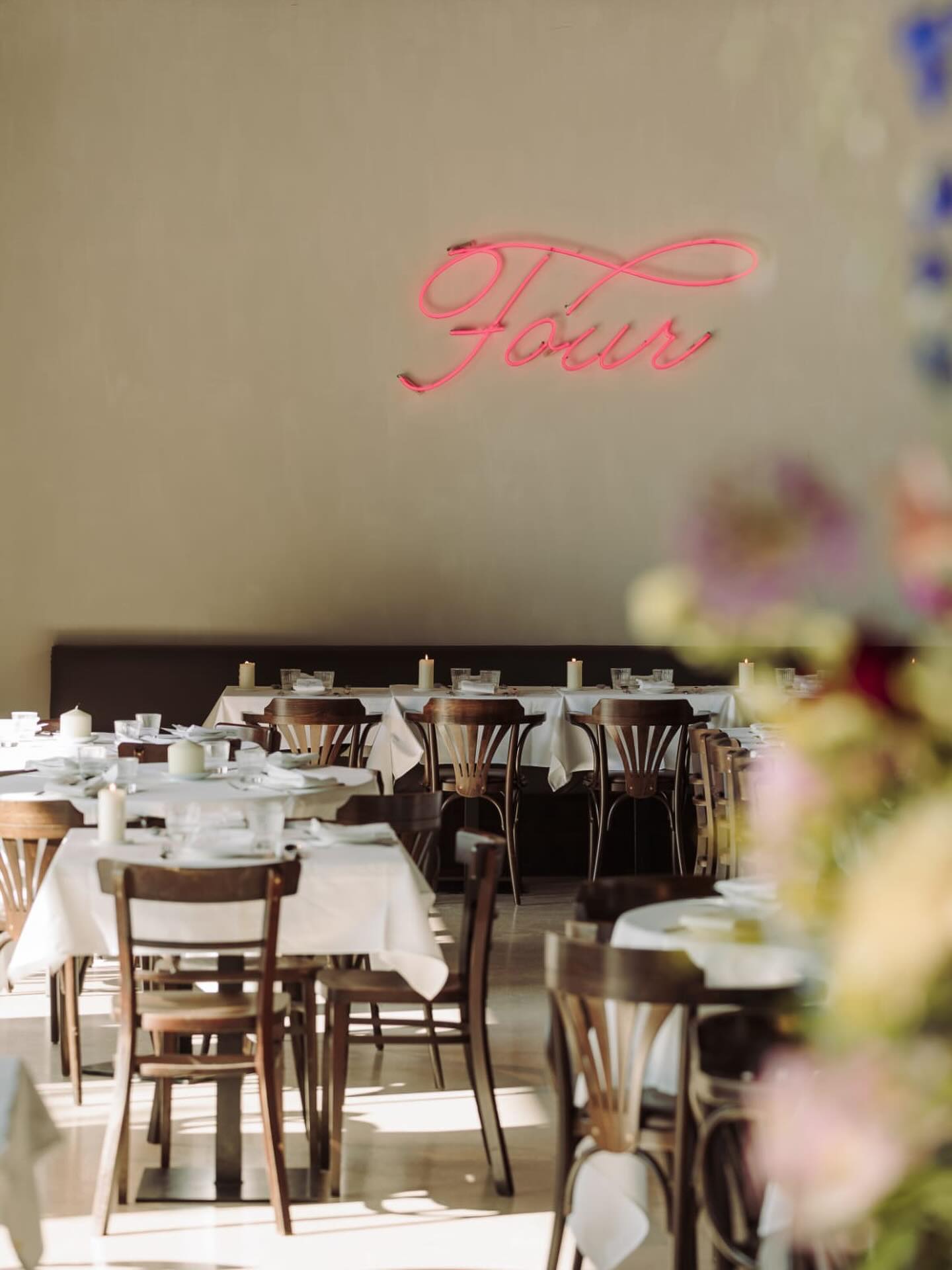 Elegant American-Italian vibes
@four_antwerp

Proud of this complete linen story, with custom-made table linen and curtains.

Verilin is your partner in creating a complete hospitality project.

Get in touch to discover the possibilities and discuss your projects…

Contact: ilse@verilin.be

Picture by @arthurvermeylenphotography