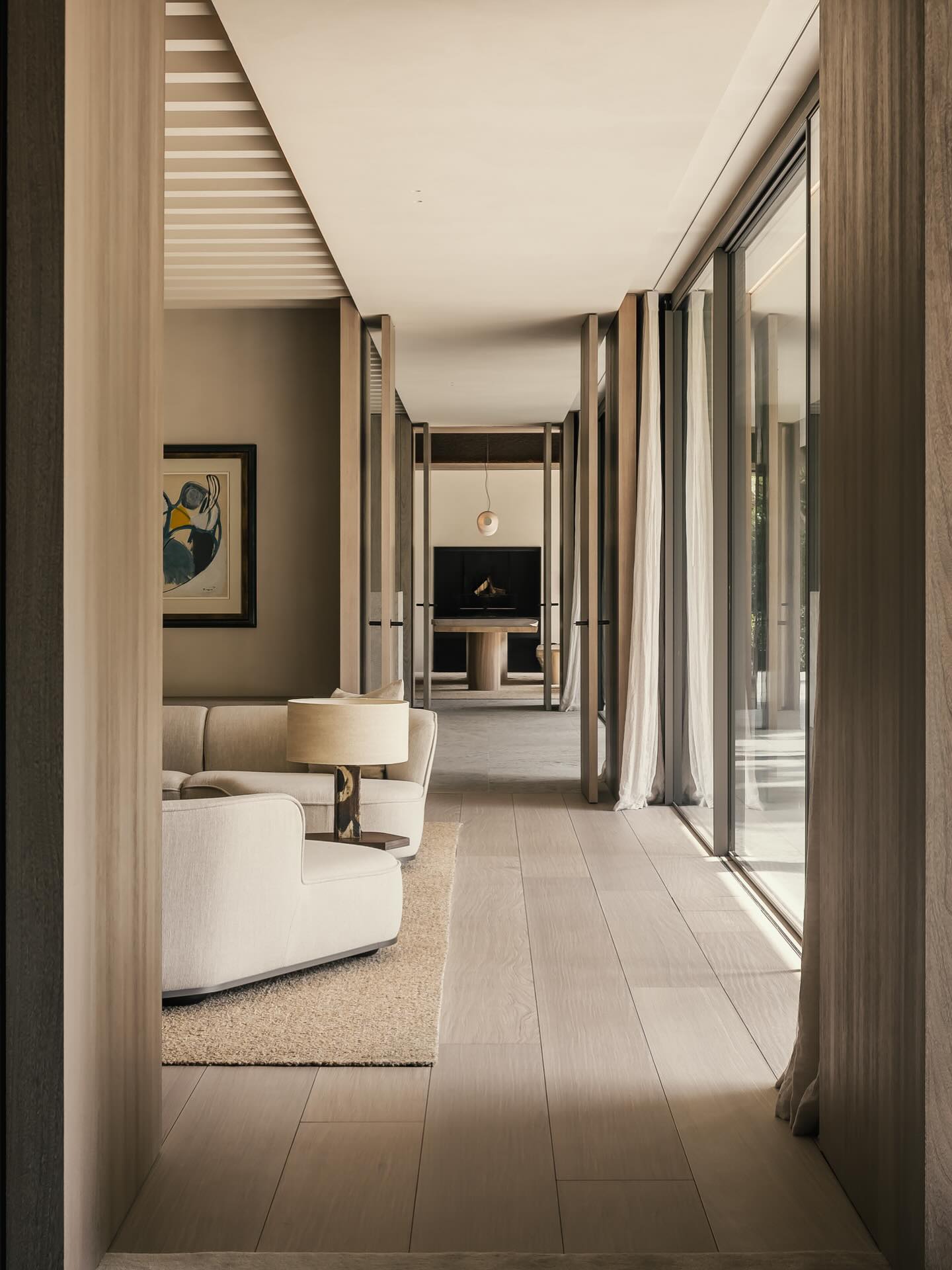 A complete linen story by Verilin
Project by @simondeburbure 

Custom-made 100% linen curtains.
This soft look is the perfect blend and match with the interior.

Verilin is your partner for the complete cutain service…
From measuring till final installation with our own craftman.

We can wait to make your house your home.
Get in touch 👉ilse@verilin.be

Photo by @cafeine 
@wbuild.be 
@de.coene 
@jovdesign