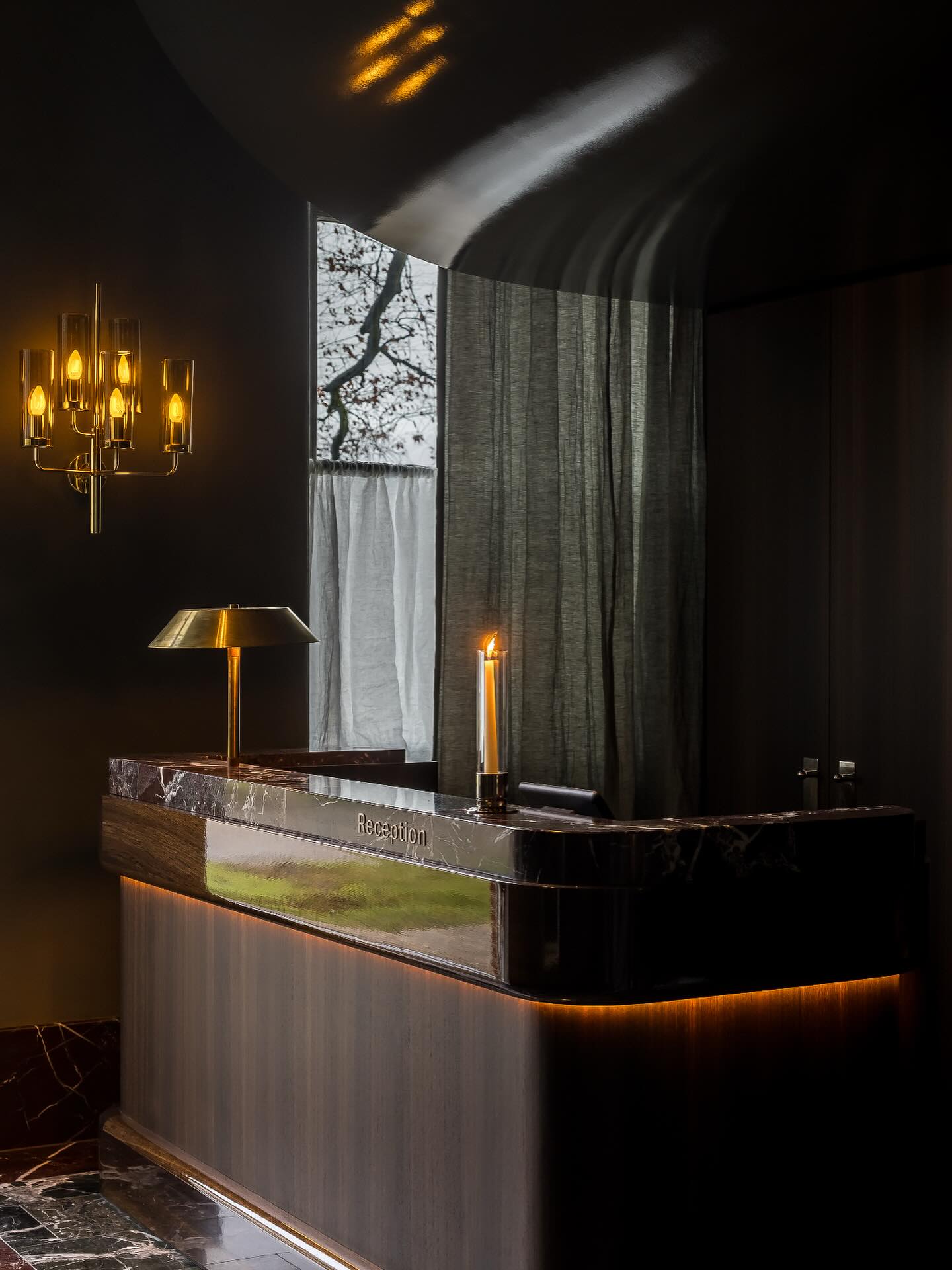 Welcome to the most beautiful restaurant in Belgium…
@restaurantcolette 
Beautiful café curtains with drapes,
completely woven and finished in our own atelier.

Contact ilse@verilin.be