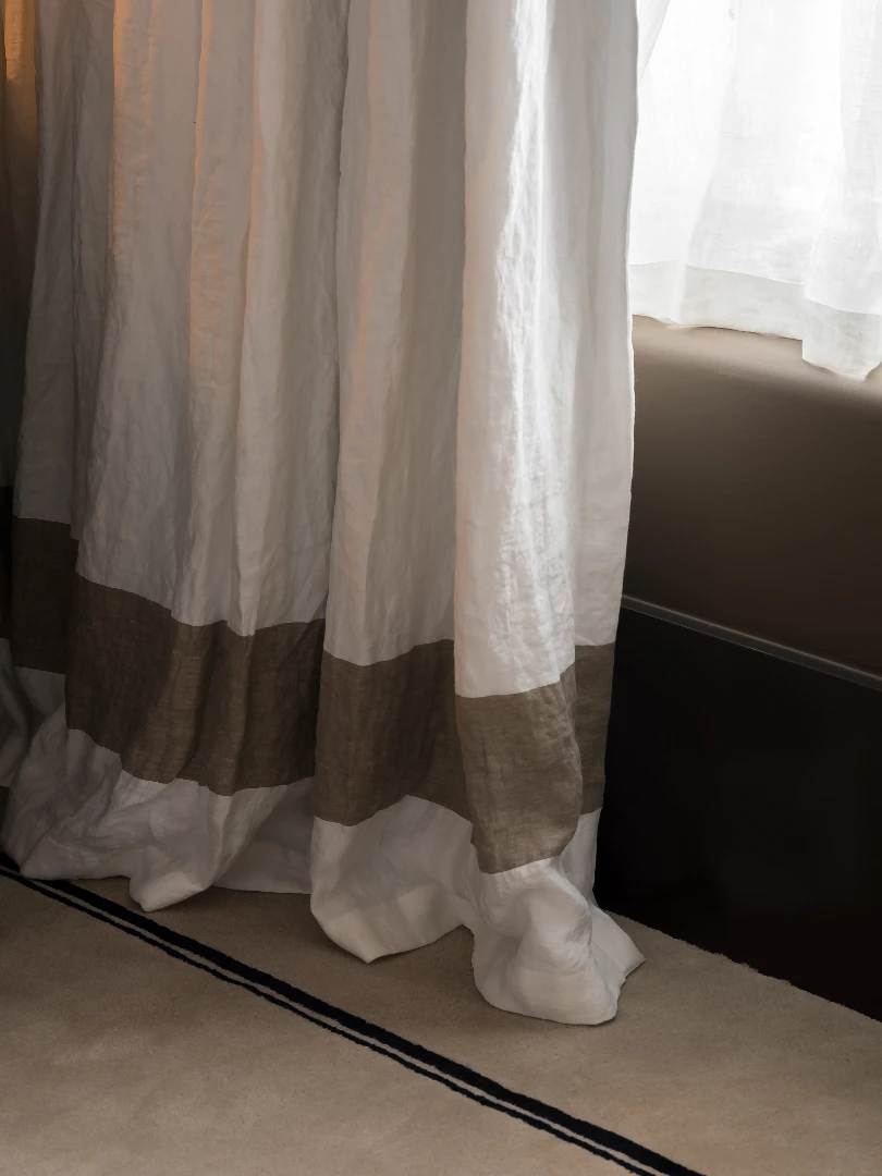 For designs that go beyond the standard...

Verilin is your partner to create unique window and linen solutions for your projects. 

While visiting our showroom and ateliers we listen to your vision and translate it into a refined, creative proposal...

Creating custom-made bed, bath, table linen and curtains woven on our looms with special colours, patterns matching your design or space...

@restaurantcolette by @thijs_vervloet ** has been personalized with unique linen and window decoration... in collaboration with @grain_designoffice 

Picture by @cafeine