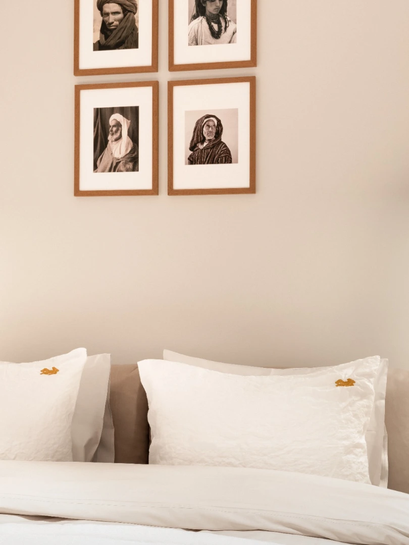 Personalized linen for @bonhommes.meigem 
Meet, dine and sleep...

Verilin dressed the complete project with custom-made window decoration and personalized bed and table linen... 

Let´s meet and tell us about your project!
Contact Ilse@verilin.be 

Picture by @witphotovideo